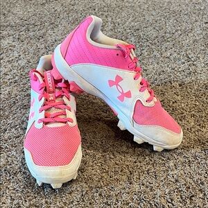 Under Armour 
 Girls softball cleats